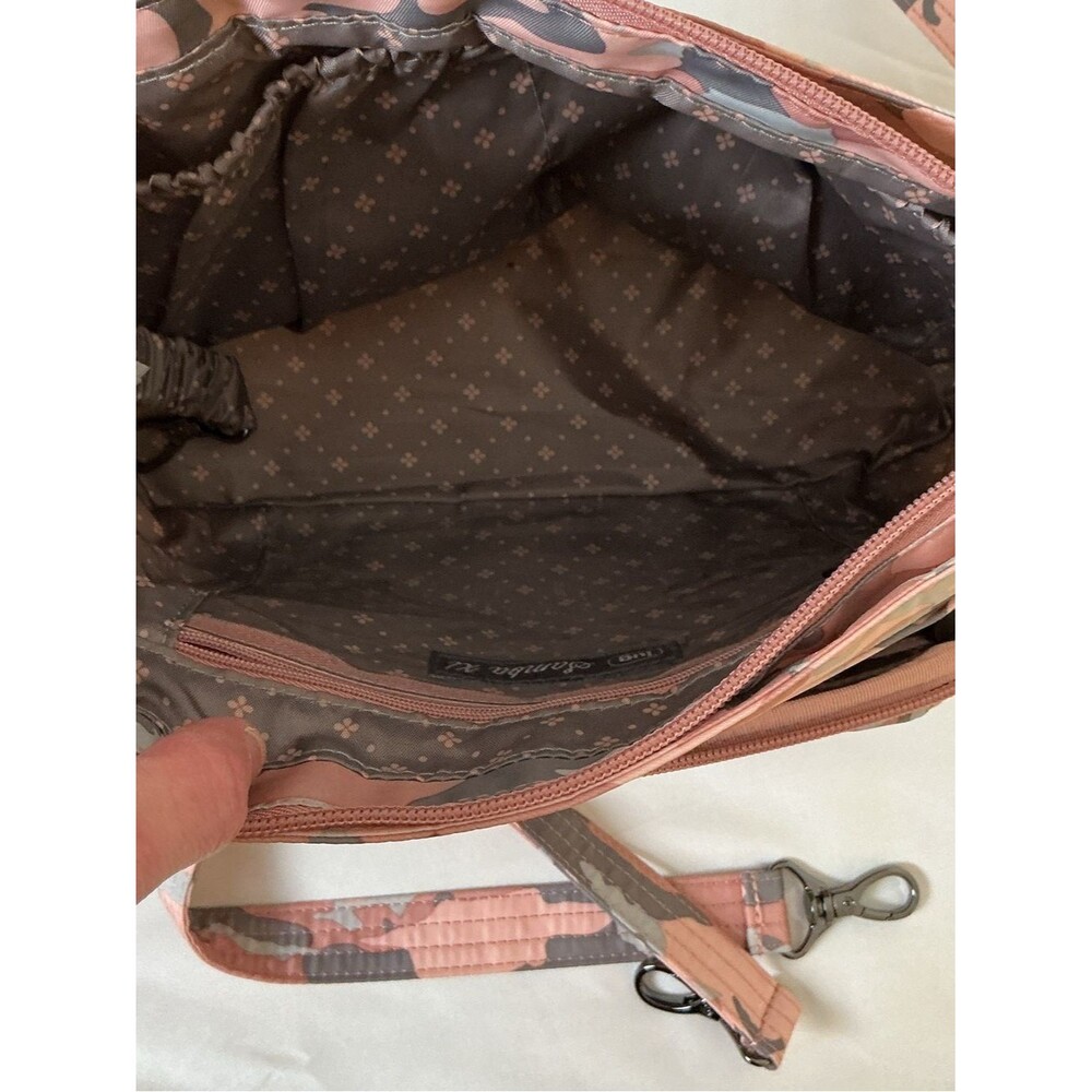 Lug Samba XL Crossbody Bag - Pink Camo Quilted Travel Organizer Lightweight - Picture 4 of 8